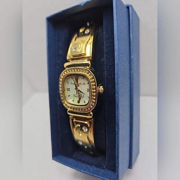 Womens Danbury Mint Footprints In The Sand Gold Tone Stretch Band New Battery main image 15